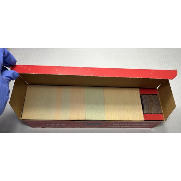 Score 1988 Collector Set Trading Cards - Red - Picture 2 of 7